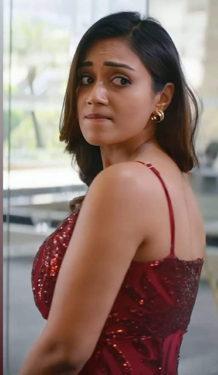 F12ckF_acAEAod1?format=jpg&name=medium