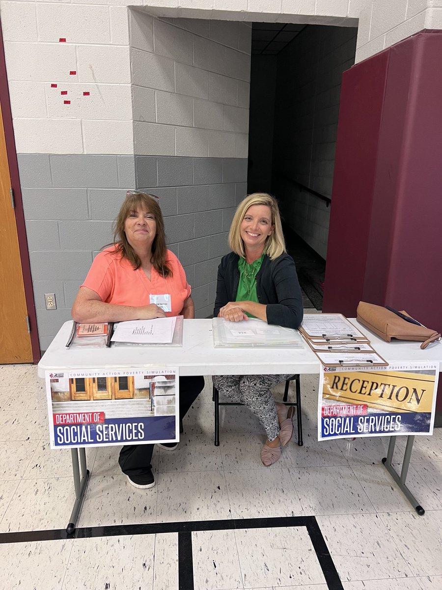 Kimberead's tweet photo. Amazing Title I Paras continue to make an impact working Poverty Simulation supporting roles. SCS and Title I lucky to have these people @scottlangford72 @skinner_frankie #SumnerAchieves https://t.co/9Bh9BA8LUn