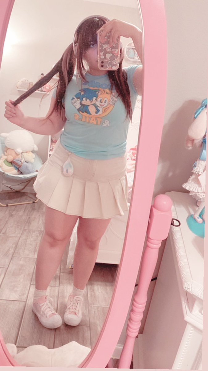 flwr_road's tweet photo. Mario shoes/ sonic fit??! https://t.co/424AlUzdP6
