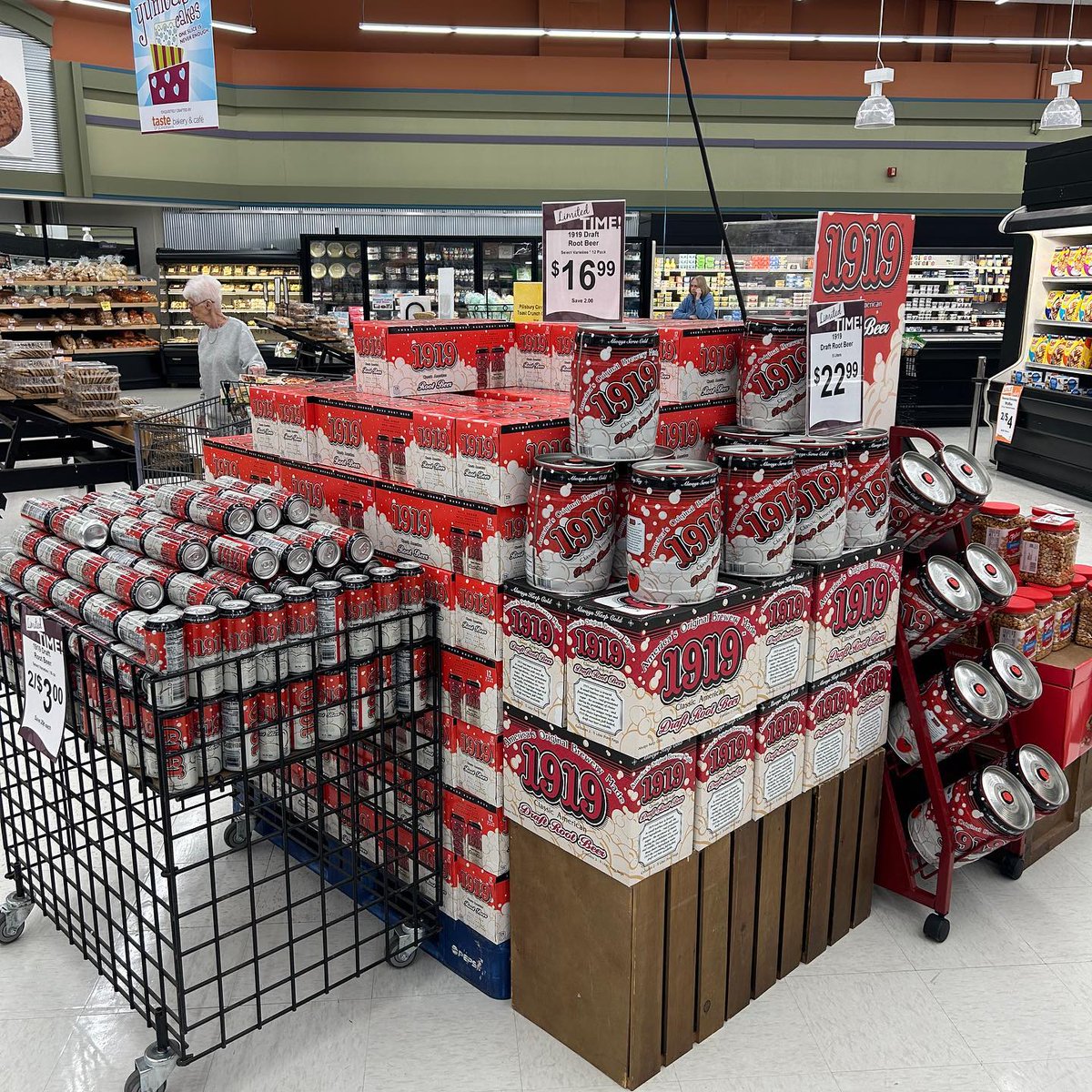 1919 Root Beer tweet media