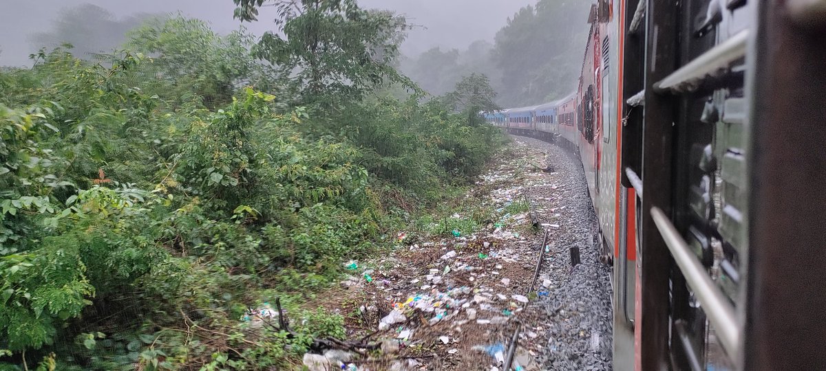 This is at Siribagilu Railway station (B/w Sakaleshpur and Subramanya Road).. Please take action against them and save nature...
People are just literate but not educated...
@GMSRailway
@HubballiRailway
@RailMinIndia
@AshwiniVaishnaw
#SaveWesternghat