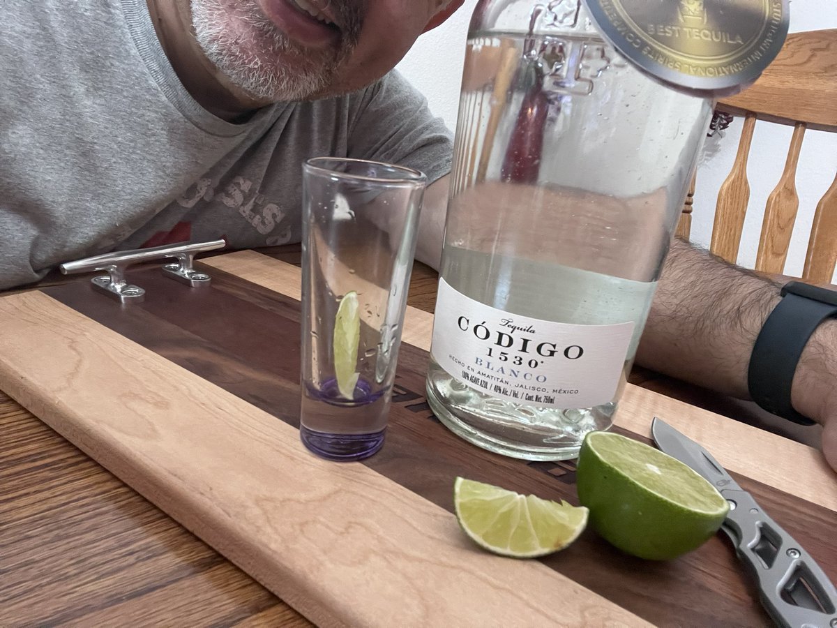 Drumnurse's tweet photo. #Codigo #Codigo1530 #tequila https://t.co/dSVRd9Crq8