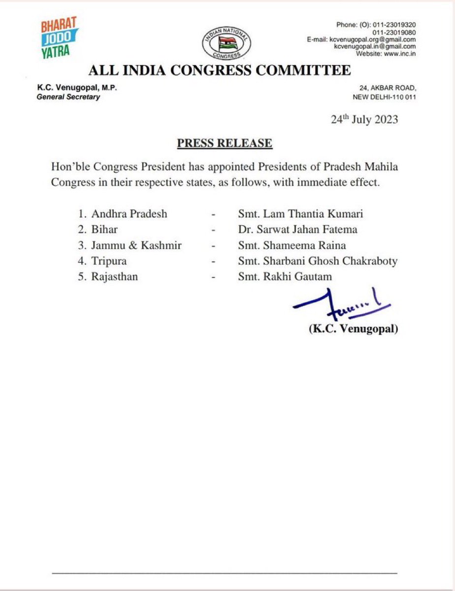 GehlotPhirSe_'s tweet photo. कॉंग्रेस अध्यक्ष जी द्वारा कांग्रेस विचारधारा की सामान्य कार्यकर्ता को प्रदेश महिला कांग्रेस की अध्यक्ष की जिम्मेदारी देकर जो भरोसा मुझ पर जताया है,,उसके लिए मैं राष्ट्रीय नेतृत्व की आभारी हूँ। आपके सहयोग व मार्गदर्शन में चल कर हम सब मिलकर सशक्त नारी,,समृद्ध राजस्थान बनायेंगे। https://t.co/HcTw7IWcwp