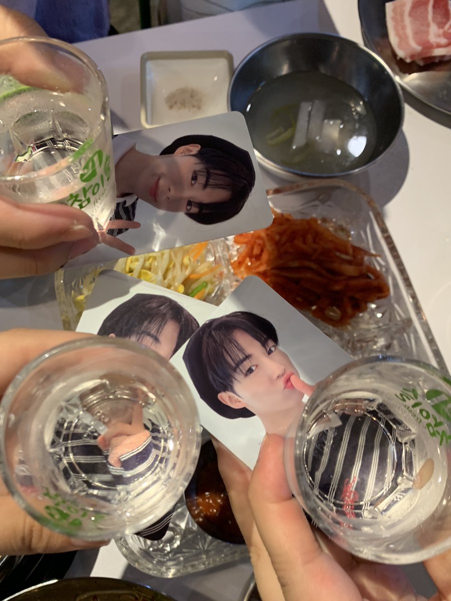 냉삼맛집🔥
#판타지어디야고기먹자_오잉우와
#인성다원과_냉삼한접시_뚝딱