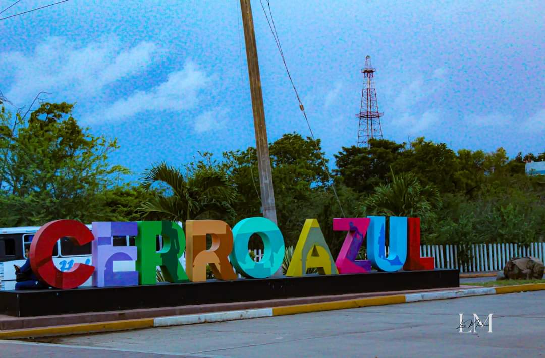 yoamocerroazul's tweet photo. #cerroazulver #Mellenadeorgullo #huastecaveracruzana #Huasteco
📷 Foto @luis_maartz https://t.co/IO2Gxx7MYf