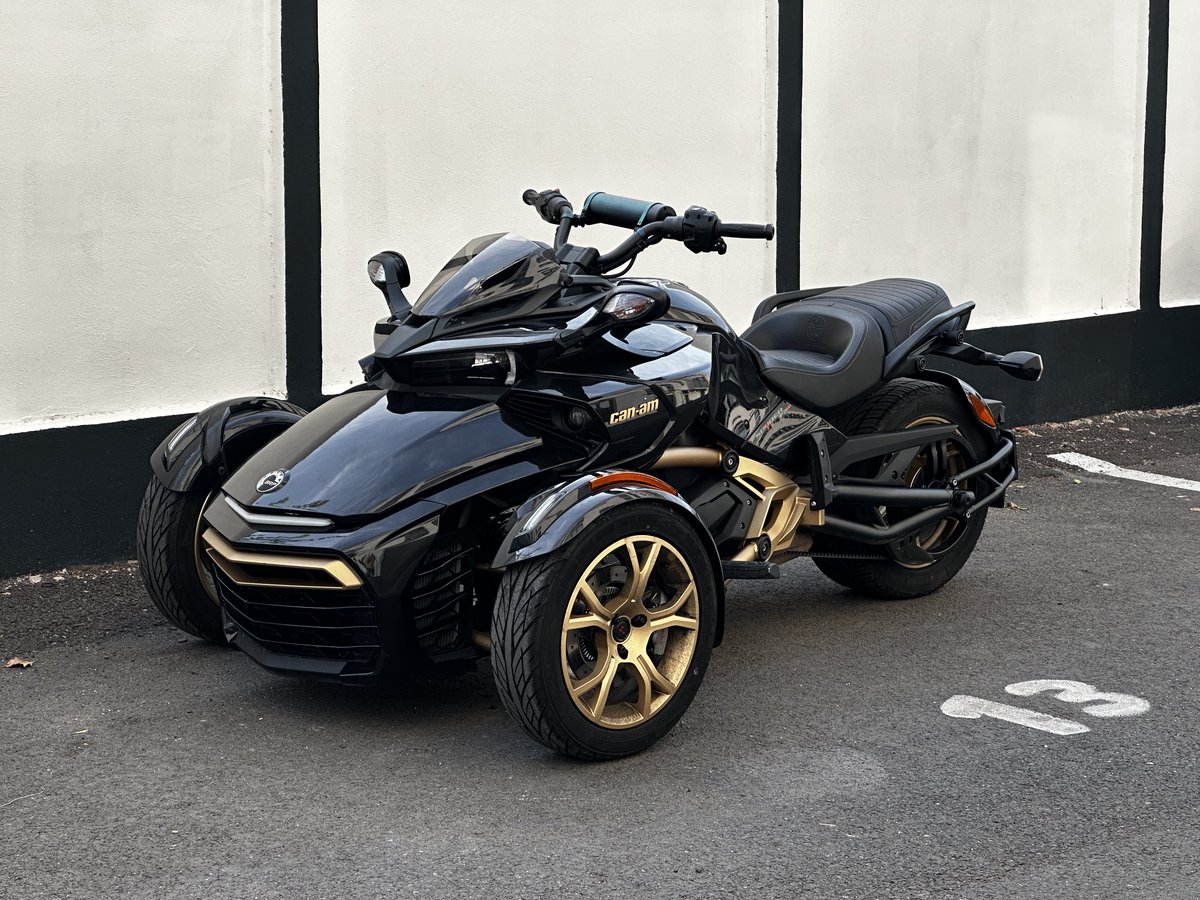 sant an fata pa avari tweet media