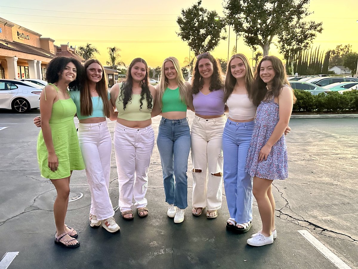 Annual <a href="/VGWillemssen/">VA Glory National Willemssen</a>⁩ end of the season dinner! Thank you ladies for all that you have given &amp; seniors for your passion &amp; leadership! Great things in the years to come. Huge thx to Coach <a href="/SuzyWillemssen/">Suzy Willemssen</a>⁩ for the opportunity to work w/these amazing women &amp; continue to learn.