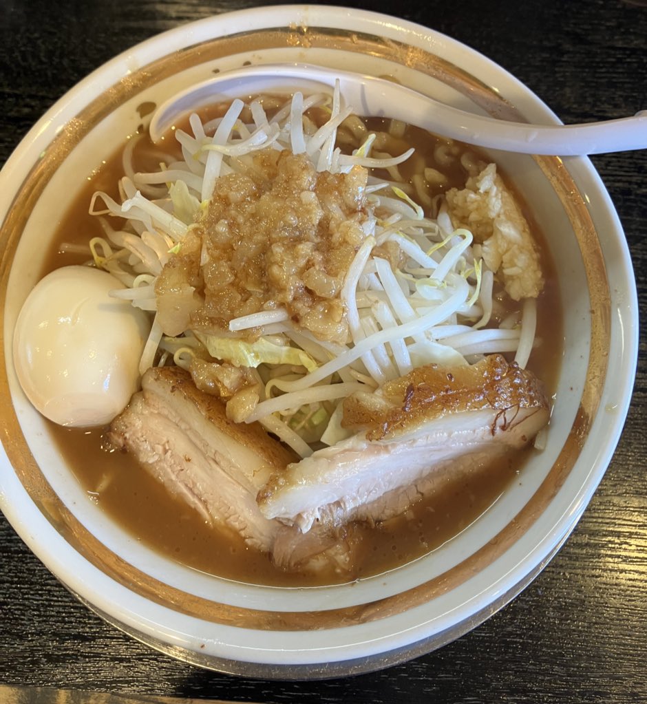 delicious_s62's tweet photo. 今日のお昼

ラーメン浜八道さん

久しぶりの本店さん

豚ラーメン味玉300

家系風とか食べてみたかったのにいつもこうなる

でも美味しくて満足です！

ご馳走様です

勉強なりました！ https://t.co/o0JaFtWLVY