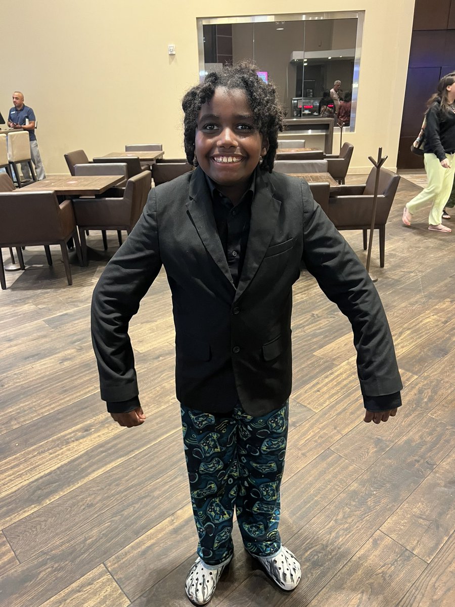 Incase anyone wants to know how my sweet little brother pulled up to Barbie tonight…