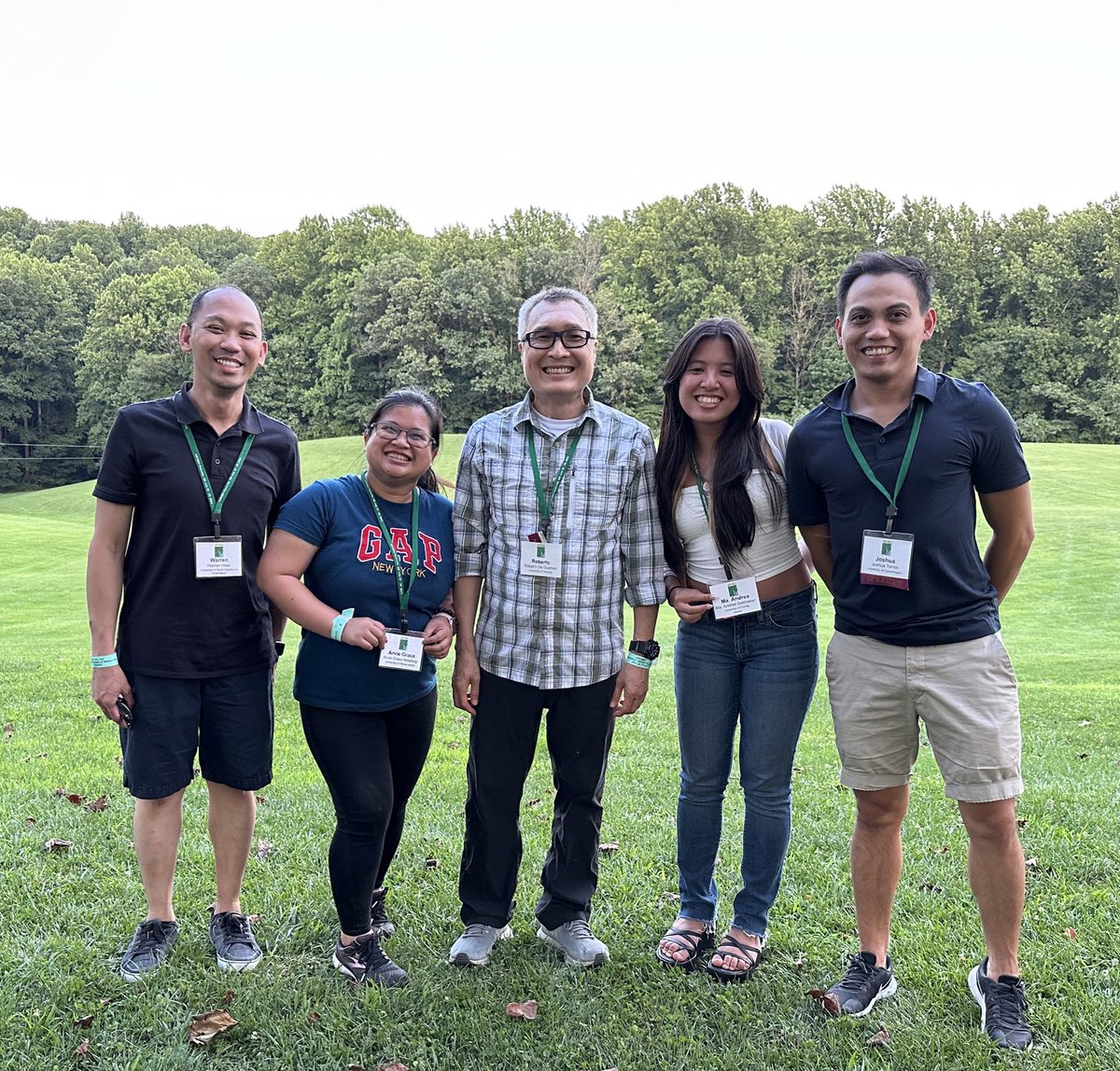 warren_vidar's tweet image. Filipinos represent at #ASP2023
Dr. Roberto de Guzman (KU)
Dr. Joshua Torres (U of U)
Arvie Grace Masibag (PhD student, URI)
Ma. Andrea Gatmaitan (undergrad, UF)
And ME 😜 (UNCG)
🇵🇭 🇺🇸 🗽