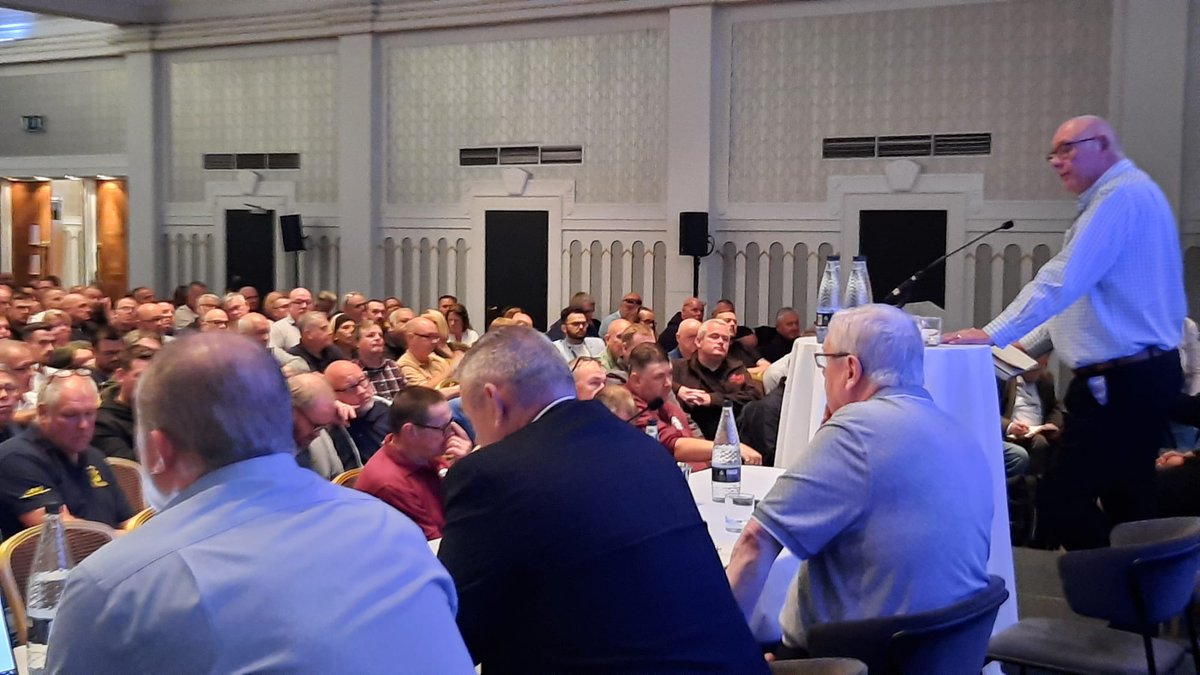 Our general secretary Dave Ward, opening this morning's important national briefing of Royal Mail reps in Leeds. Branches will be reporting back to members from tomorrow.