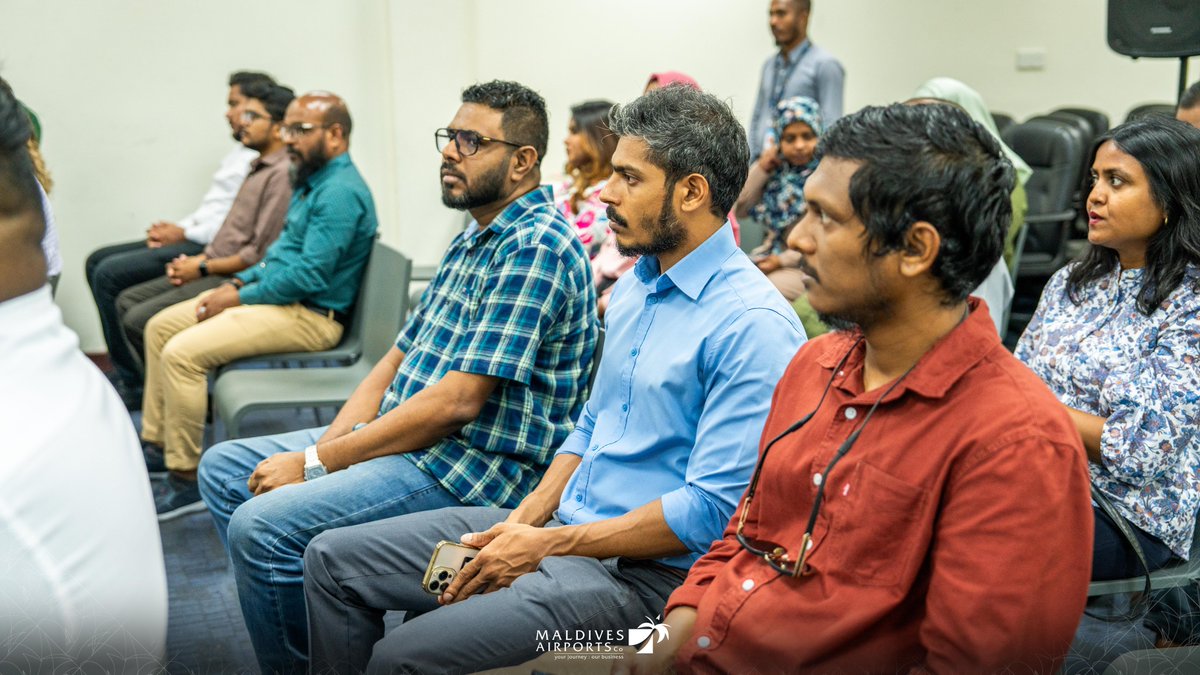 MACLmedia's tweet photo. Exciting news! MACL signed MOUs with 10 businesses, offering exclusive corporate discounts to our staff. Enjoy fantastic deals at @pizzakitchenmv , @MovenpickMV, @LePerfumeMV , #DonerKebab, #OBION, @ACEhardwareMV , @rainbowmv, @moodhucom , @chandelierbookshop, and #apneamaldives https://t.co/wMNUZbpIYj