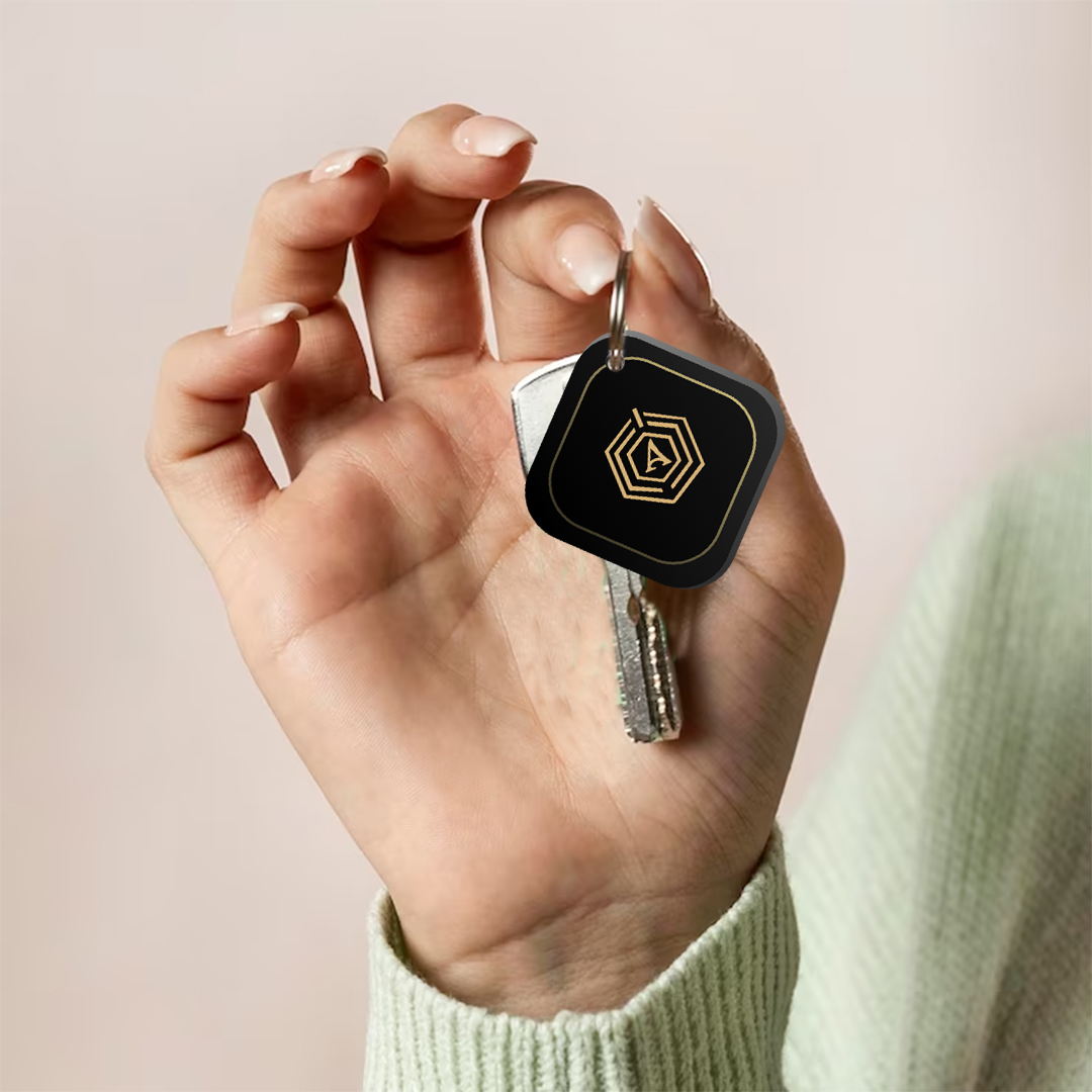 aristavault's tweet image. 🚀 Unlock a stress-free life with the revolutionary Smart Keychain! 🔒🌟 Never fret about losing your keys again – its anti-theft and anti-lost features have got your back! 🕵️‍♂️🔑
Shop now: aristavault.com

#SmartKeychain #Innovation #aristavault #abstorm #BBNaija #Trending