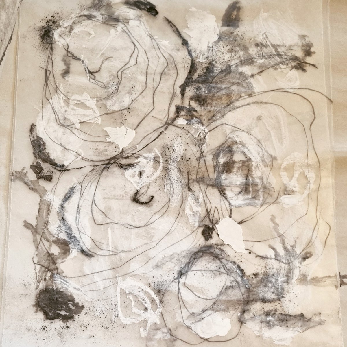 charcotstudio's tweet image. B L A N C H E

I&apos;ve been experimenting with new materials &amp;amp; also a new shade... White!

Ground breaking, I know, but thanks to my radiology report, it&apos;s made me consider the different areas &amp;amp; layers of the brain &amp;amp; how I could depict them ○

#charcotstudio #makingmsvisible