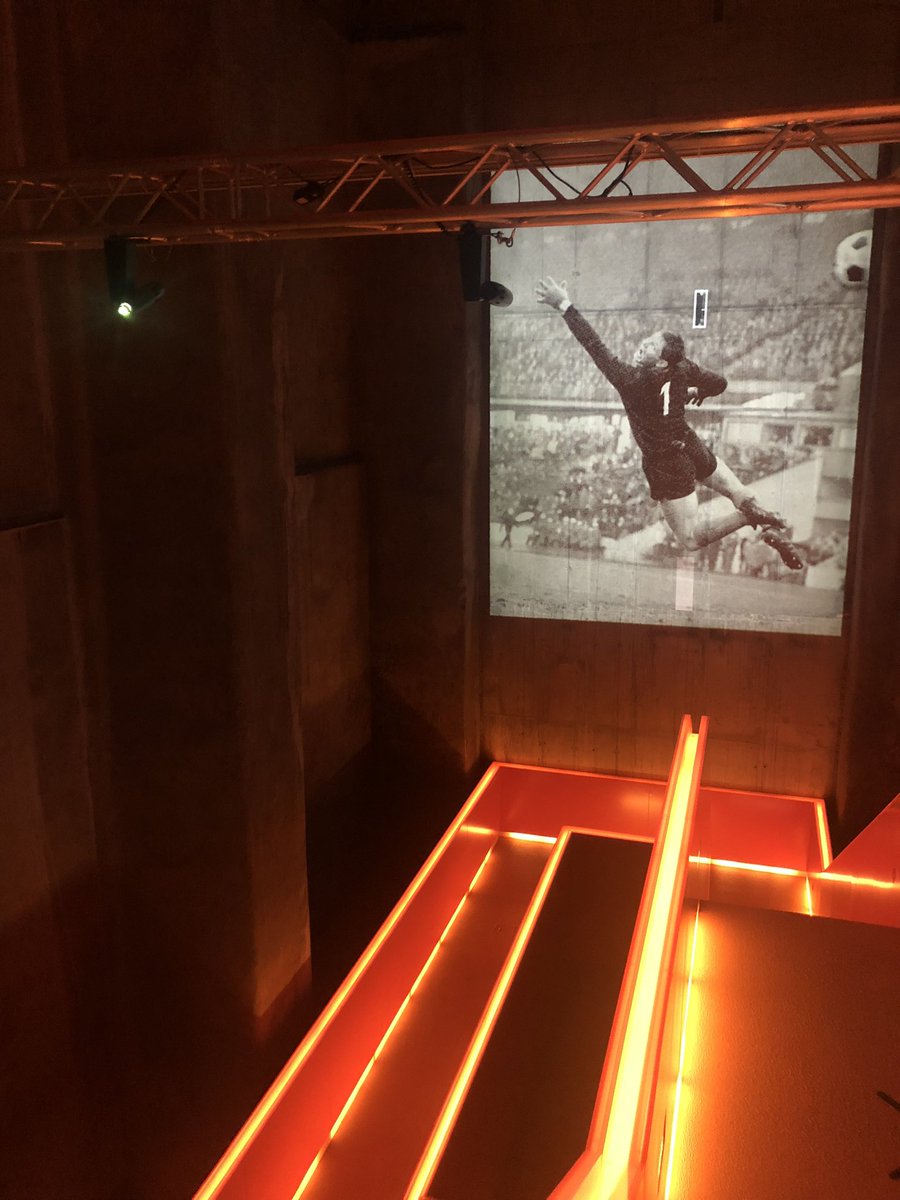 Tolle Ausstellung im #ruhrmuseum Essen zur Fußballkultur im Ruhrgebiet 
#mythosundmoderne #fußball #zollverein #essen