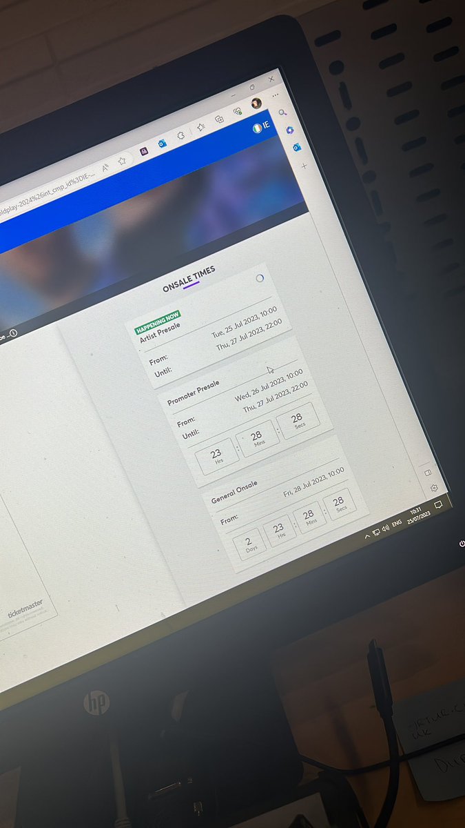 CraigElliott17's tweet photo. @TMIrelandHelp I got through at 10:12 and I have been stuck on this screen since https://t.co/NGg0VxyAZA