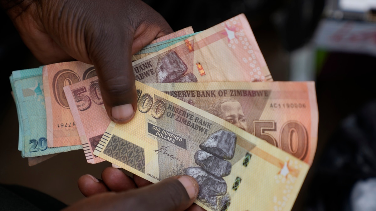 NewsHawksLive's tweet photo. #TripleDigit
As the countdown to Zimbabwe’s 23 August general elections gathers momentum, the contest could yet turn out to be a massive referendum on President Emmerson Mnangagwa’s shoddy management of the troubled economy. https://t.co/fjPPqGtIPG