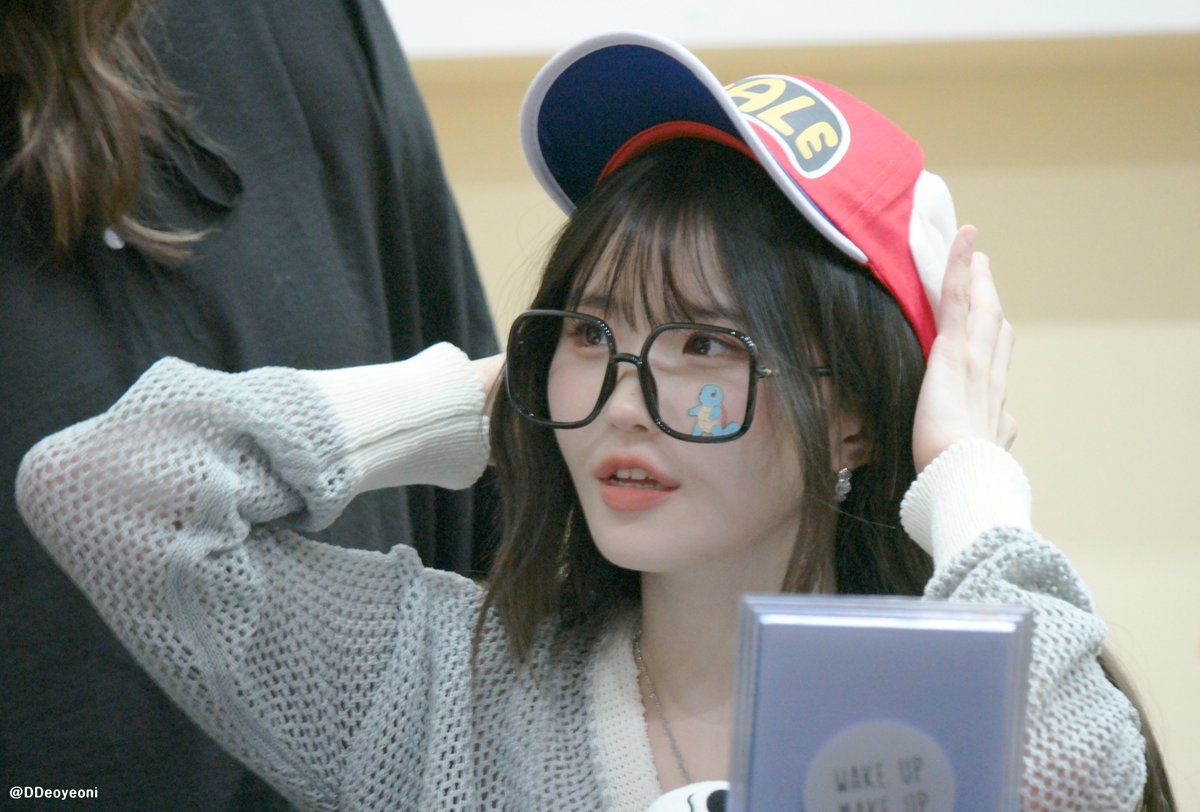 DDeoyeoni's tweet photo. 230723 bdm 대구 팬사인회  
#프로미스나인 #fromis_9 #송하영 #하영 #Hayoung https://t.co/BkeMO7dEyt