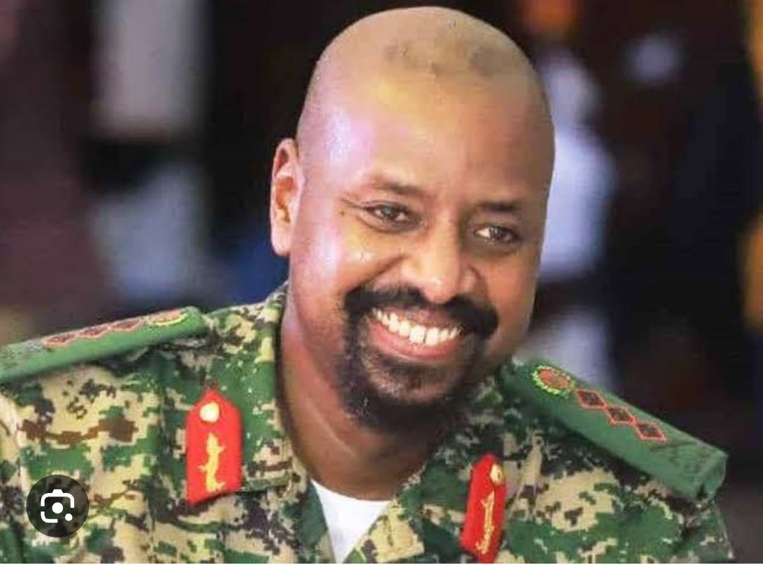 EngolaPascal's tweet image. Am not sure what will happen or how Ugandans will react after 2026 but one thing am sure of is that @mkainerugaba will be the next President of the Republic of Uganda 🇺🇬