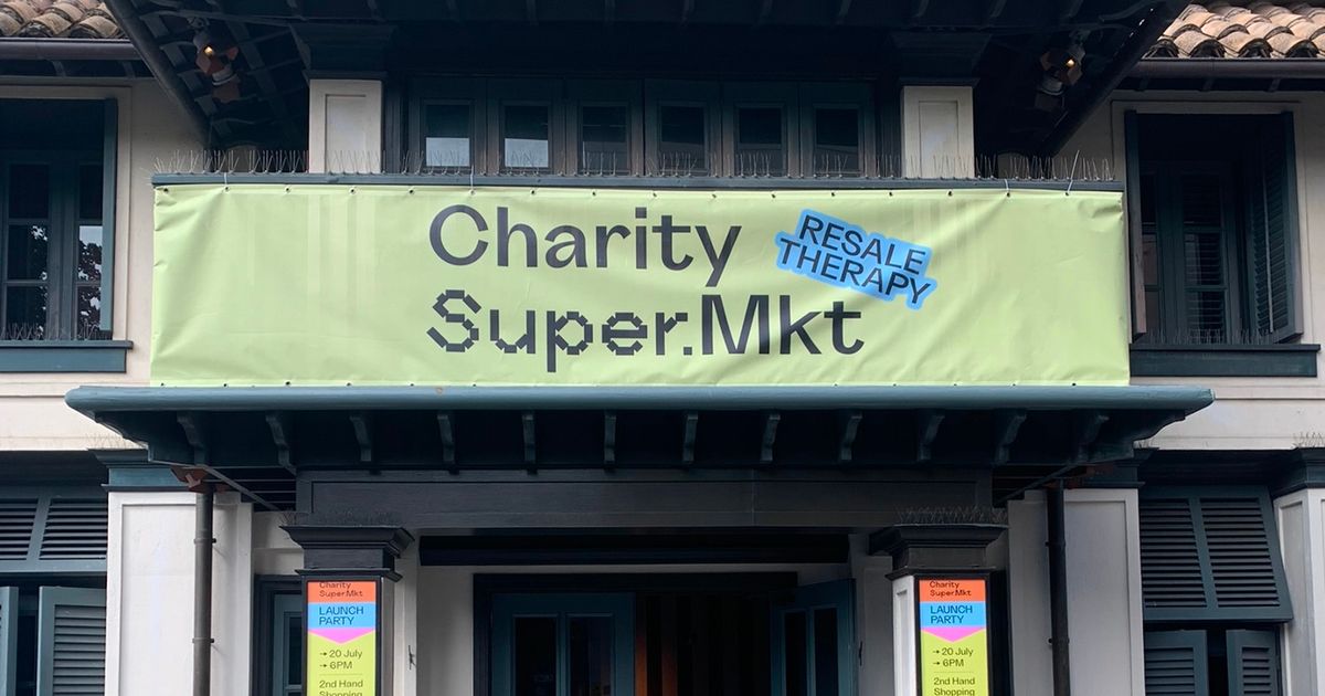 GillFreeman1's tweet photo. A department store selling second hand clothes has opened in Cabot Circus, with the proceeds going to local charities. 

Shopping second-hand has increased in popularity massively in recent years. 

Read more: https://t.co/KUS2Z779lj 

#CharityTuesday https://t.co/Lods9e1dxf
