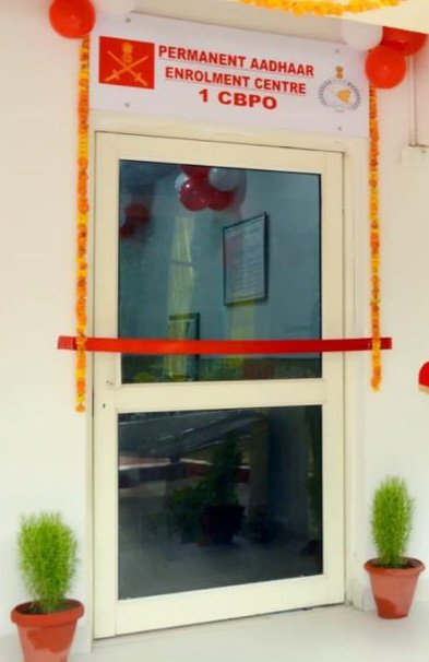 adgpi's tweet photo. In pursuit towards #DigitalIndia initiative, #IndianArmy established its 1st Permanent Aadhaar Enrolment Centre at 1 CBPO, #NewDelhi today. The Permanent Centre is connected with 48 Field Post Offices and will cater for Aadhaar related services for all defence personnel & their dependents. This will greatly ease out and facilitate difficulties in Aadhar enrolment in respect of personnel posted in remote areas.

#IndianArmy
#OnPathToTransformation 

@UIDAI
@GoI_MeitY
@IndiaPostOffice