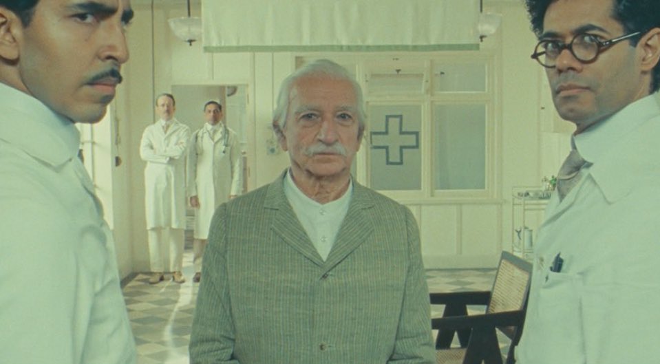 DiscussingFilm's tweet photo. First look at Wes Anderson’s ‘THE WONDERFUL STORY OF HENRY SUGAR’, starring Benedict Cumberbatch, Dev Patel, Ben Kingsley and Ralph Fiennes.

Premiering at Venice Film Festival in September https://t.co/skpeitK2lH