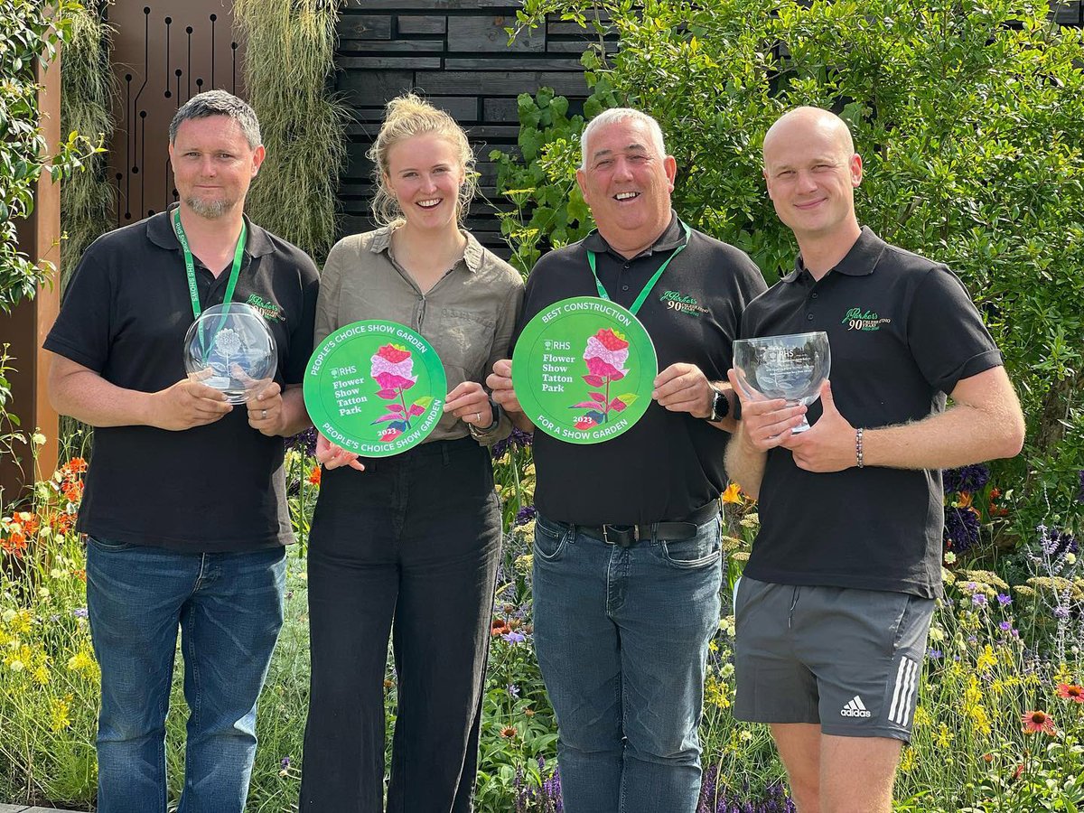 PlatipusAnchors's tweet photo. Another Congratulations to Rachel Platt &amp; Everest Garden Landscapes for the “RHS People’s Choice Award” at RHS Tatton Park for their beautiful garden “J. Parker’s Chained to Tech Garden”. We are proud to have been one of their sponsors supplying tree anchors &amp; G-WALL living wall. https://t.co/7TmUBwri6m