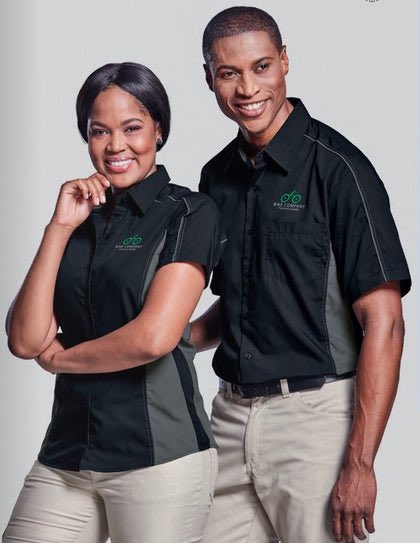 blacktoesport's tweet photo. There are many benefits to having a uniform or branded items of clothing: The obvious one is that it promotes your business and raises awareness of your brand..
#corporate #headwear #promotional #golfshirts #uniform #zimbabwe #chefjackets #chefwear #harare #beitbridge #mtdarwin https://t.co/7AhkCQLJSt
