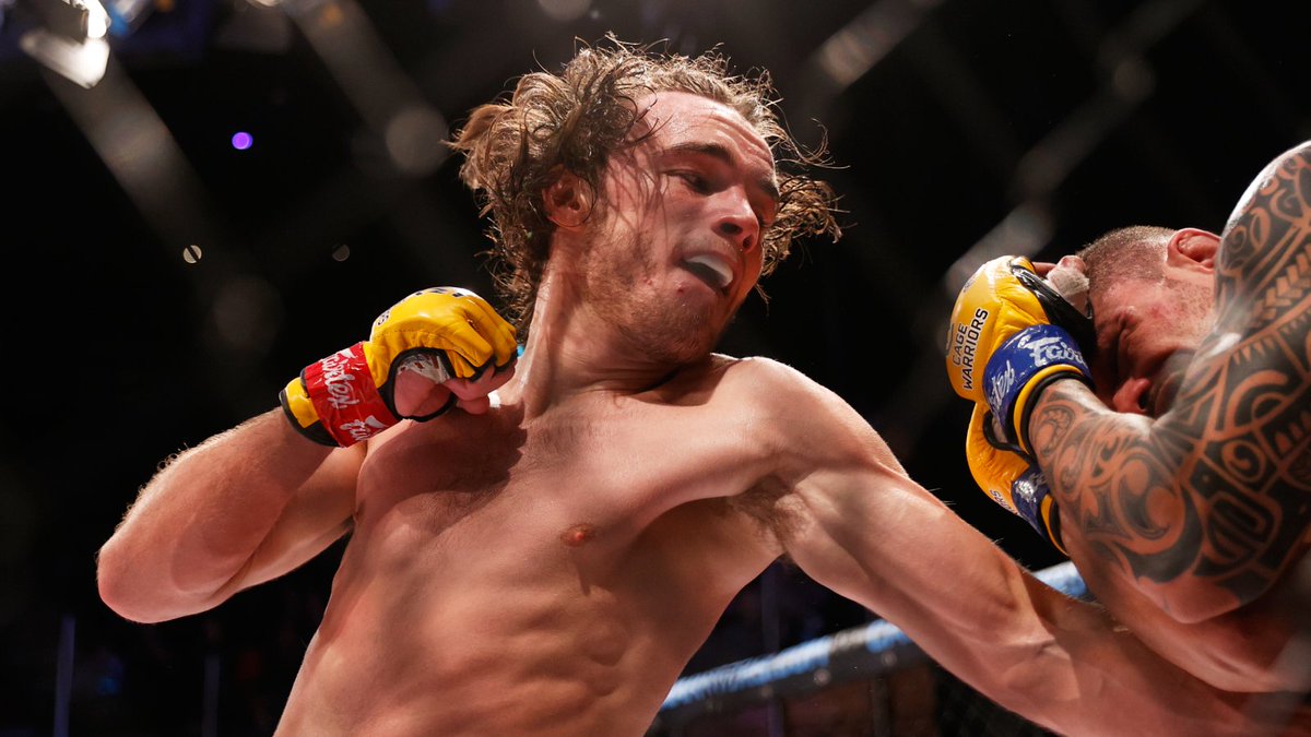 7️⃣-0️⃣ and counting! <a href="/LukeRileyMMA/">Luke Riley</a> shows no signs of slowing down 📈

After another star performance at #CW157, can anyone stop him?