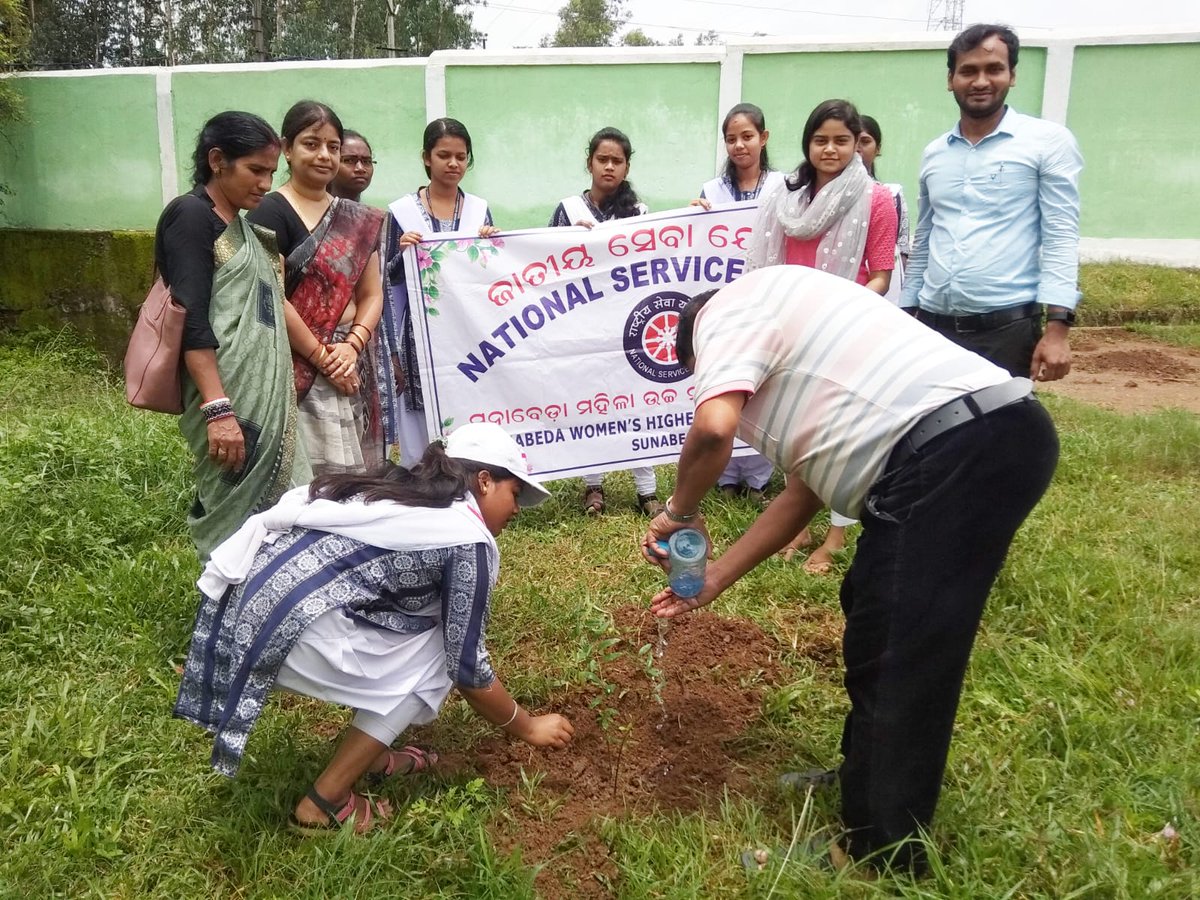 Plantation programme was organised by NSS Female unit of Sunabeda Women's Higher secondary school, Sunabeda

<a href="/YASMinistry/">YAS Ministry</a> <a href="/ianuragthakur/">Anurag Thakur</a> <a href="/NisithPramanik/">Nisith Pramanik</a>
