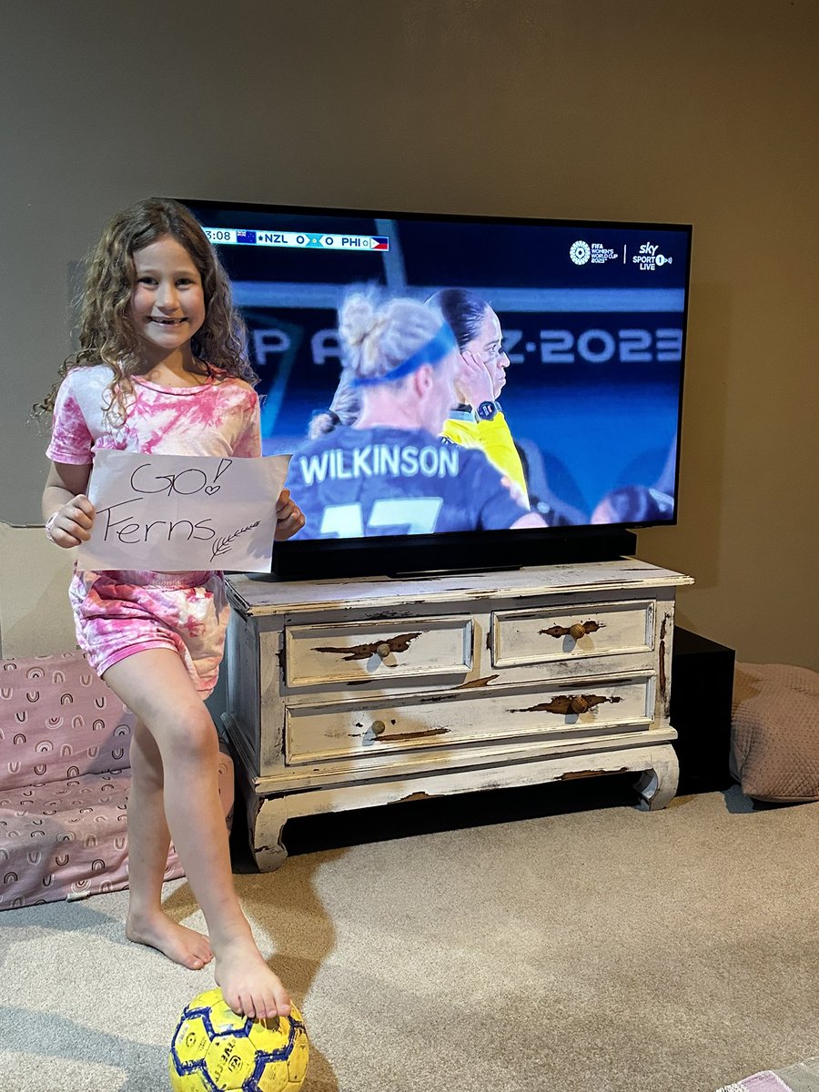 NathieRamos's tweet photo. Kali born in New Zealand is sending all her love to the NZ team!! @SkySports @FIFAcom @NZ_Football #ferns #goferns #NewZealand #WomensWorldCup2023 #BeyondGreatness #skysports https://t.co/T3bibYshXp
