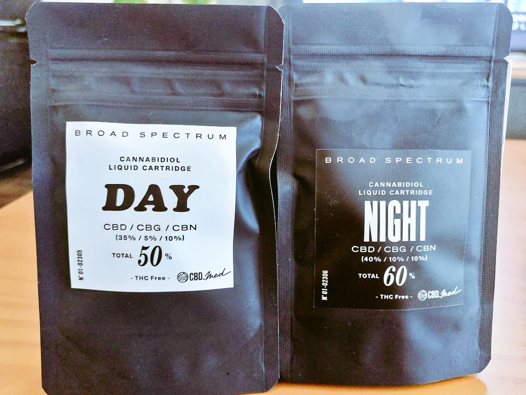 着弾しました٩(๑ơ ڡơ๑)۶♥
パッケージがシンプルでクソかっこいい(*´>ω<`*)
規制対象成分は含まれていません(　-`ω-)b
<a href="/cbdmed_japan/">CBD_med Japan</a>