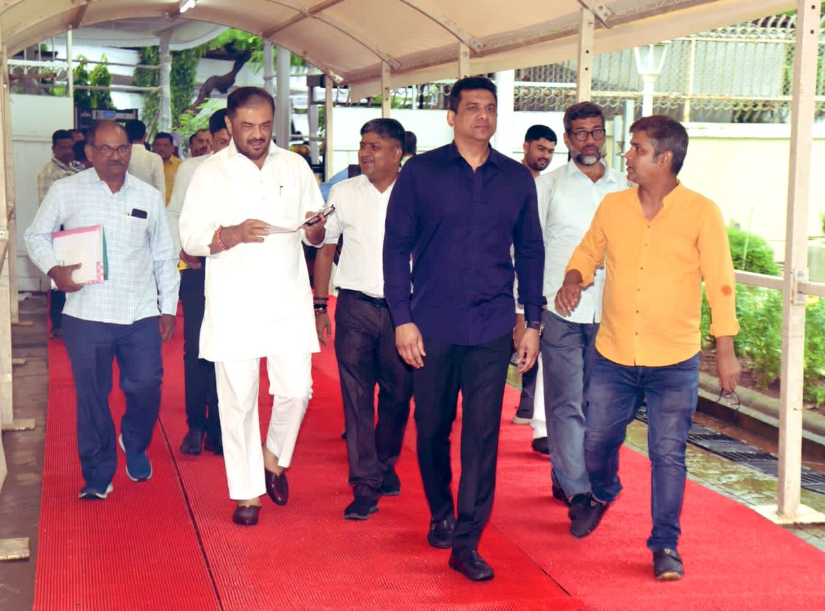 AslamShaikh_MLA's tweet photo. Second week, Day 2: Maharashtra Legislature, #MonsoonSession 2023,

#Maharashtra 
#MonsoonAssemblySession
#पावसाळी_अधिवेशन_२०२३ #पावसाळीअधिवेशन #अधिवेशन https://t.co/mkDGTsDYQW
