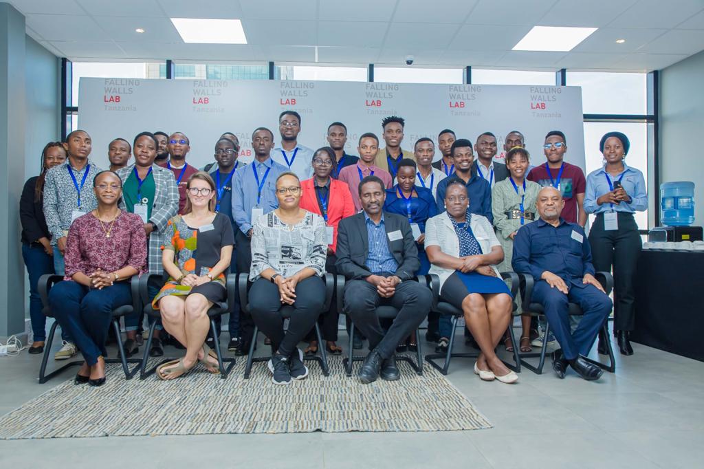 plateai255's tweet photo. Exciting News! 🎉

PlateAI is proud to be the 1st place winner at the Falling Walls Lab Tanzania, breaking the walls of unhealthy eating! 🏆✨ 
Thrilled to head to Berlin, Germany in November for the Falling Walls Science Summit 2023. 🇹🇿🌍 #HealthTech #HealthyEating #FallingWalls https://t.co/xMulh1DL2j