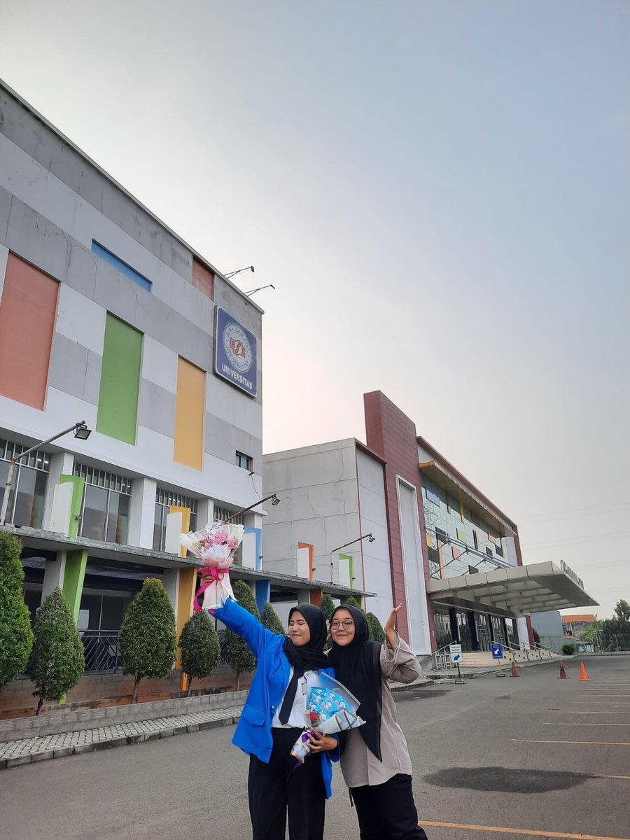 ptriaykh's tweet photo. Yesterday is the best day ever i have yang malam nya terus kepikiran "gua bisa ga ya" and finally dengan usaha dan doa diberikan kelancaran sampe harinya... thanks to Allah, my parents and everyone yang udah bantu support baik secara langsung ataupun melalui doa ❤️😇🙏🏼 https://t.co/7bPTqnNE0g