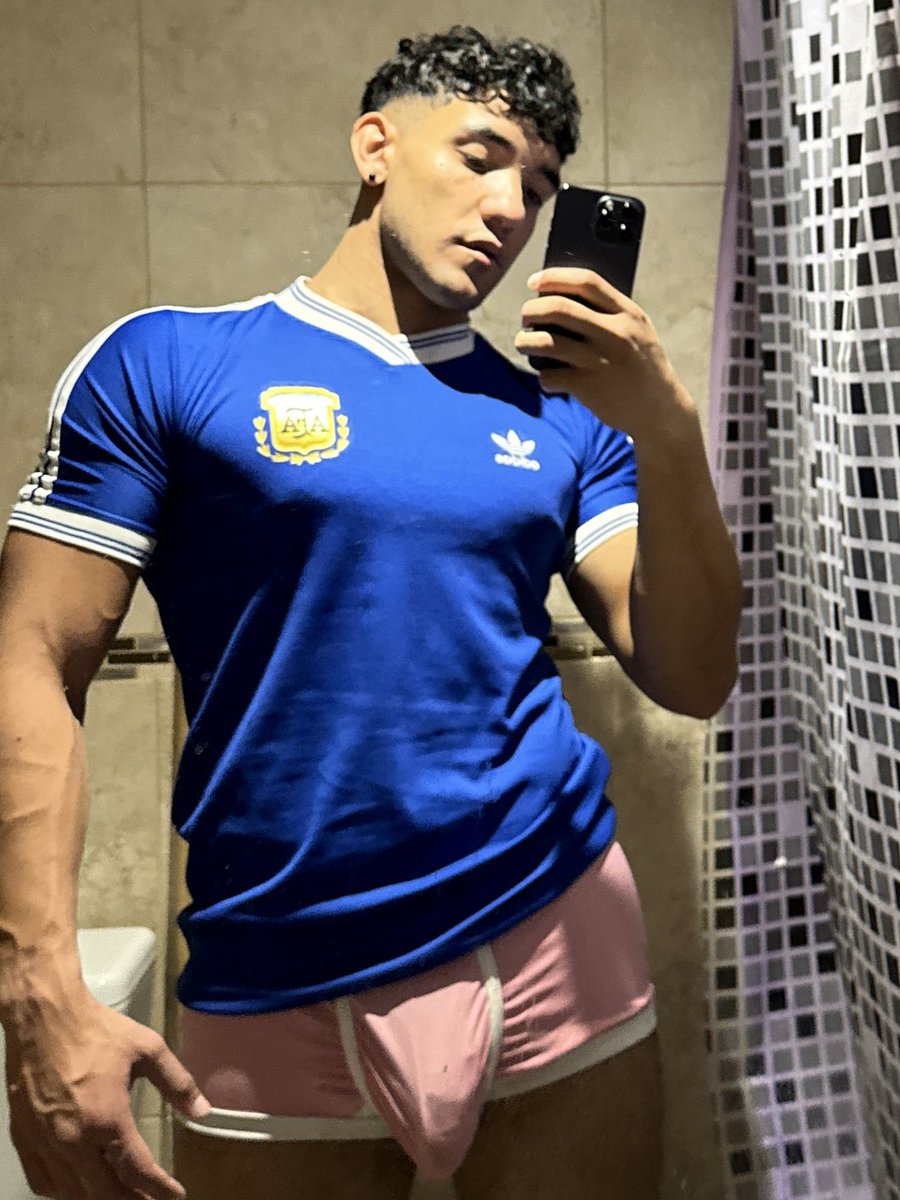 BRIAN DUARTE🍆 BERENJENA_XXL Twitter Profile Sotwe