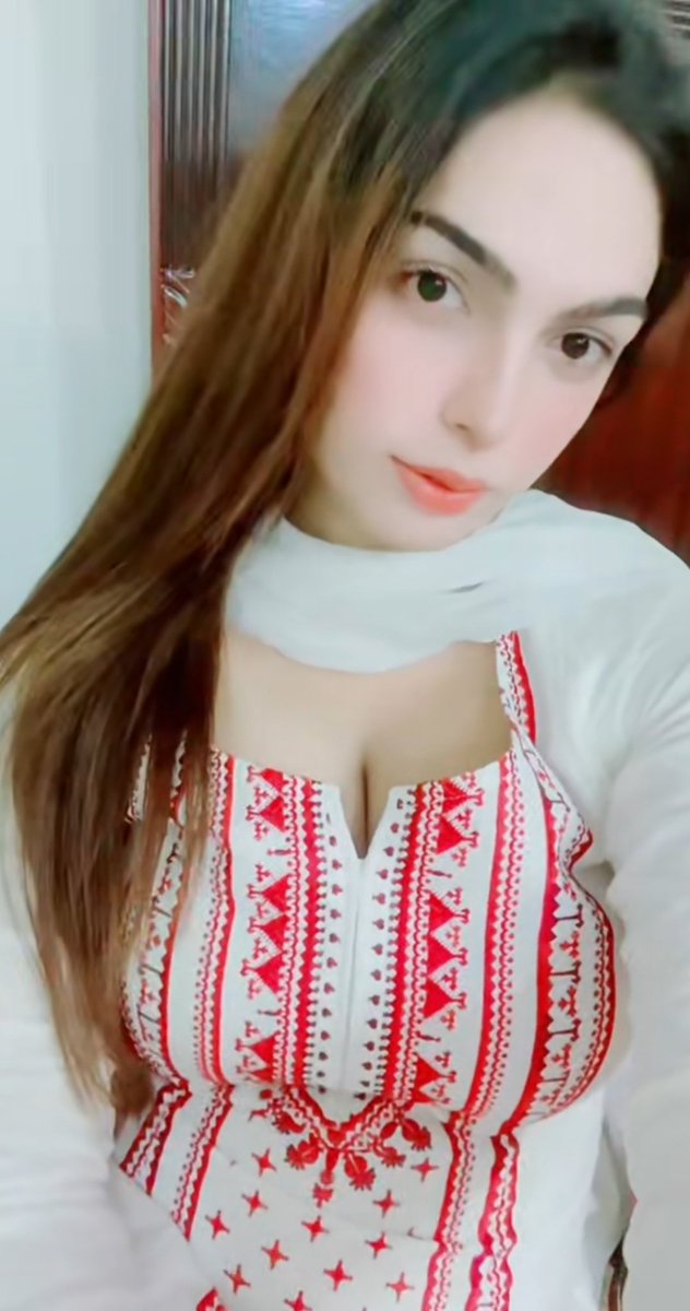 _Slantii's tweet photo. بڑا مزہ آتا ہے جب اندر جاتا ہے ؟ 
آخری بار کب اندر ڈالا تھا ؟ 👀 https://t.co/o16YNyd5ox