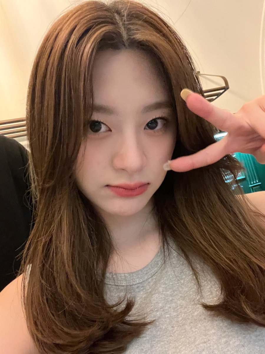 staycfancafe's tweet photo. 230725 🦊💬 https://t.co/tfXLlLZfhp