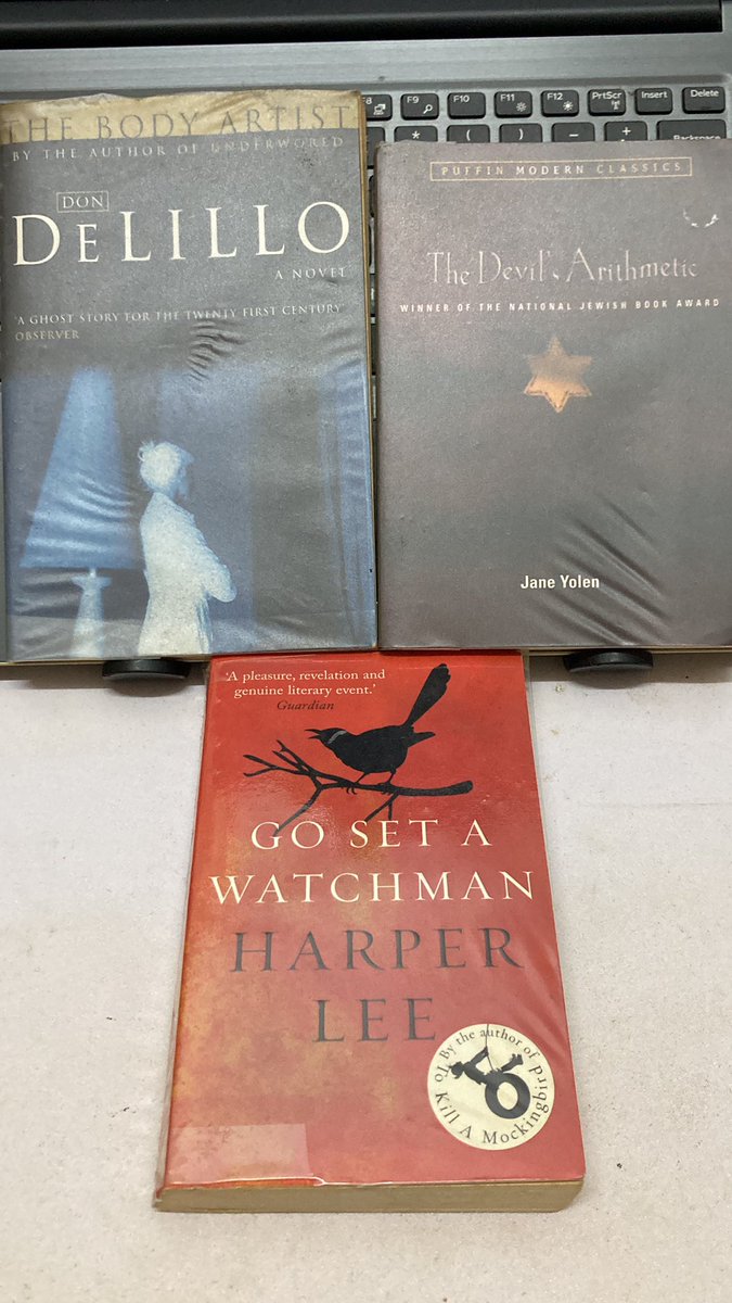 silvercoyote's tweet image. RM8 each. Price is without postage. Needed the cash. Help me RT please. #prelovedbooks