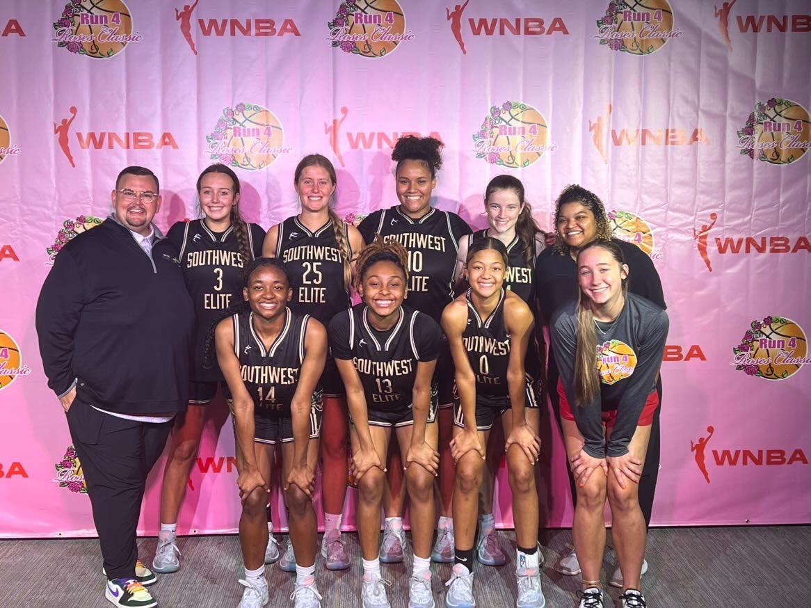 Mahogany (@mahogany_butler) on Twitter photo As summer basketball has came to an end i want to thank <a href="/SW_Elite_/">Southwest Elite</a> for bringing many amazing people in my life! I want to thank Dylan, Chelsea, Coach Chris and Coach Britt for allowing me to have such an amazing experience with this team. We’ll be back next year even stronger! As summer basketball has came to an end i want to thank <a href="/SW_Elite_/">Southwest Elite</a> for bringing many amazing people in my life! I want to thank Dylan, Chelsea, Coach Chris and Coach Britt for allowing me to have such an amazing experience with this team. We’ll be back next year even stronger!