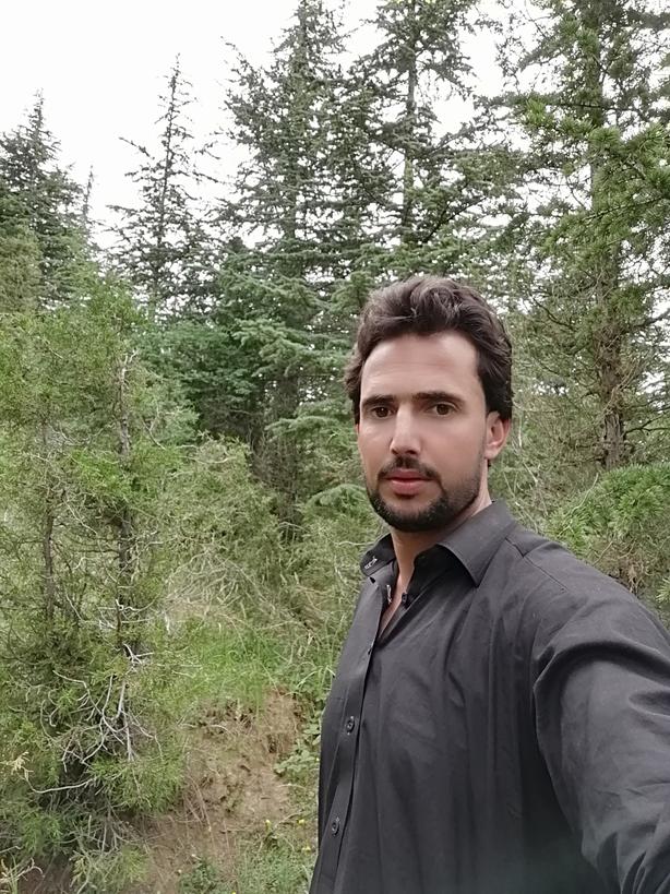 IsmailAdil3's tweet photo. ټوک ټوک ذره ذره شومه!
زه لیری لدې ژوند څخه دیره شومه.
عادل
ځاځی اریوب. https://t.co/Ue81vOHkha