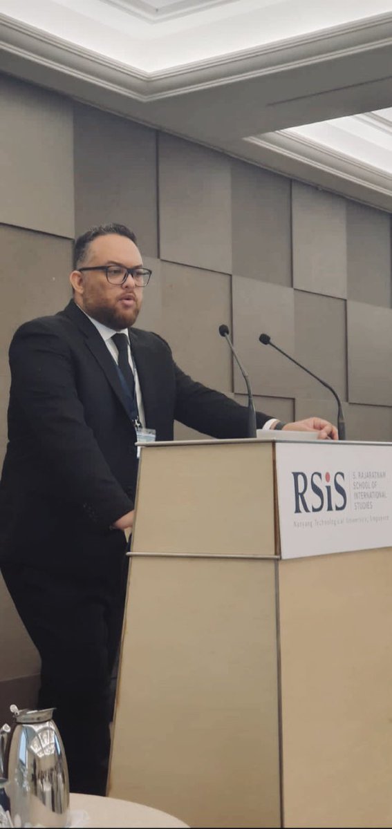 khorasandiary's tweet photo. The Khorasan Diary’s founding Editor, @IftikharFirdous delivered a key lecture on international session “Threats Emerging from Afghanistan" organised by the Rajaratnam School of International Studied (RSIS) at the Nanyang Technological University, Singapore. https://t.co/TqS1CbcZzv