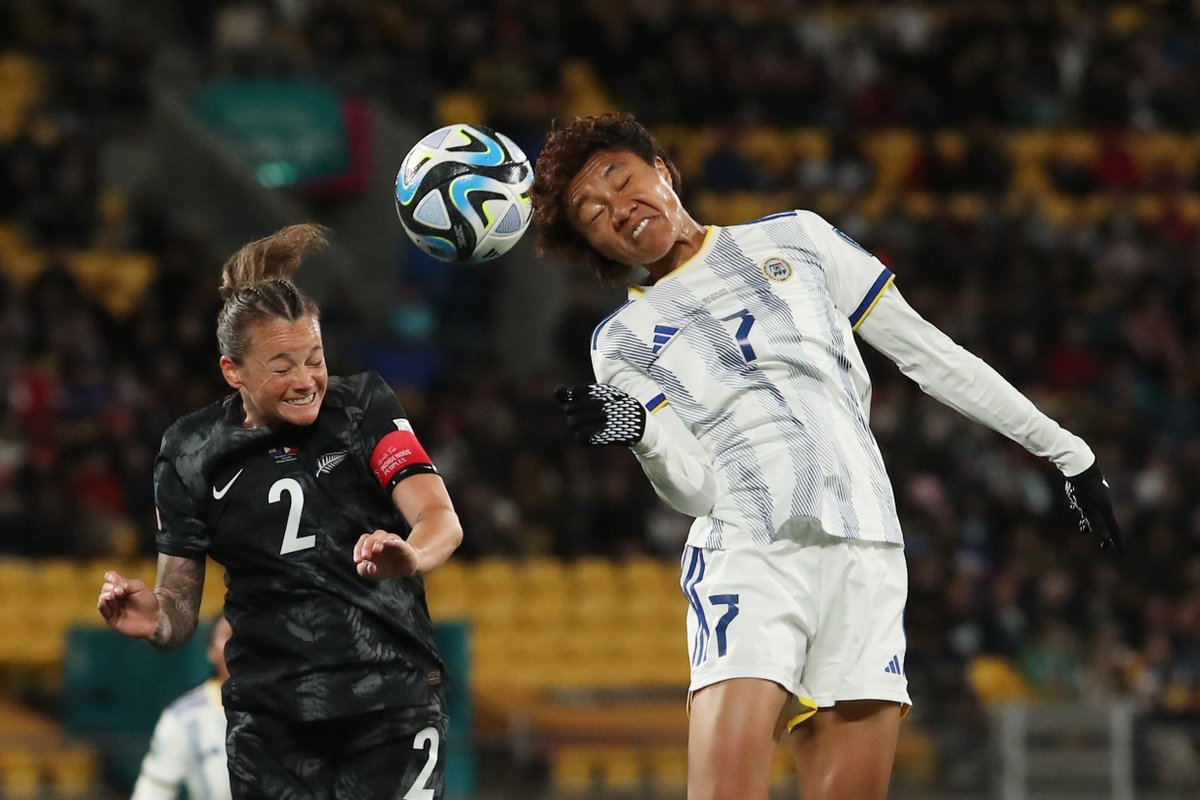 gmasportsph's tweet photo. GOAL-DEN! 🇵🇭⚽

What a moment for Sarina Bolden and the @PilipinasWNFT! #FIFAWWC 

The Filipinas are up at the half over New Zealand, 1-0!

(Photos: REUTERS/Amanda Perobelli) https://t.co/I2ykjt4Z0X