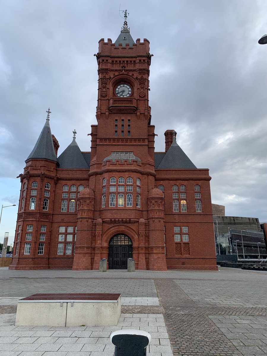 ianmorris84's tweet photo. Fresh morning down Cardiff Bay #cycling #summer #cardiffbay 🚴🌩️👍 https://t.co/fCkIa2sf73