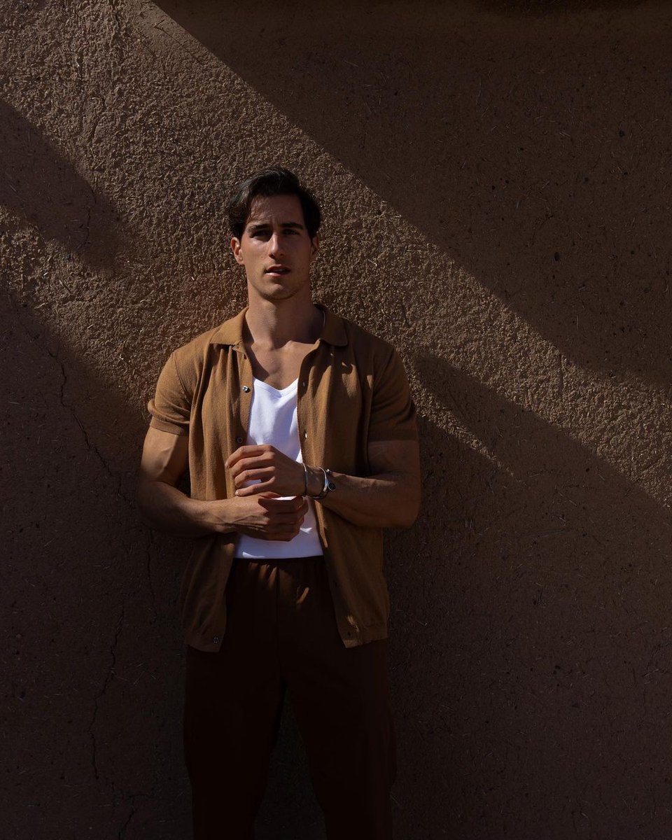 fitaussieboy's tweet photo. 🍂🍁 Outfit. Love the natural tones. https://t.co/IvBOMaf9QO
