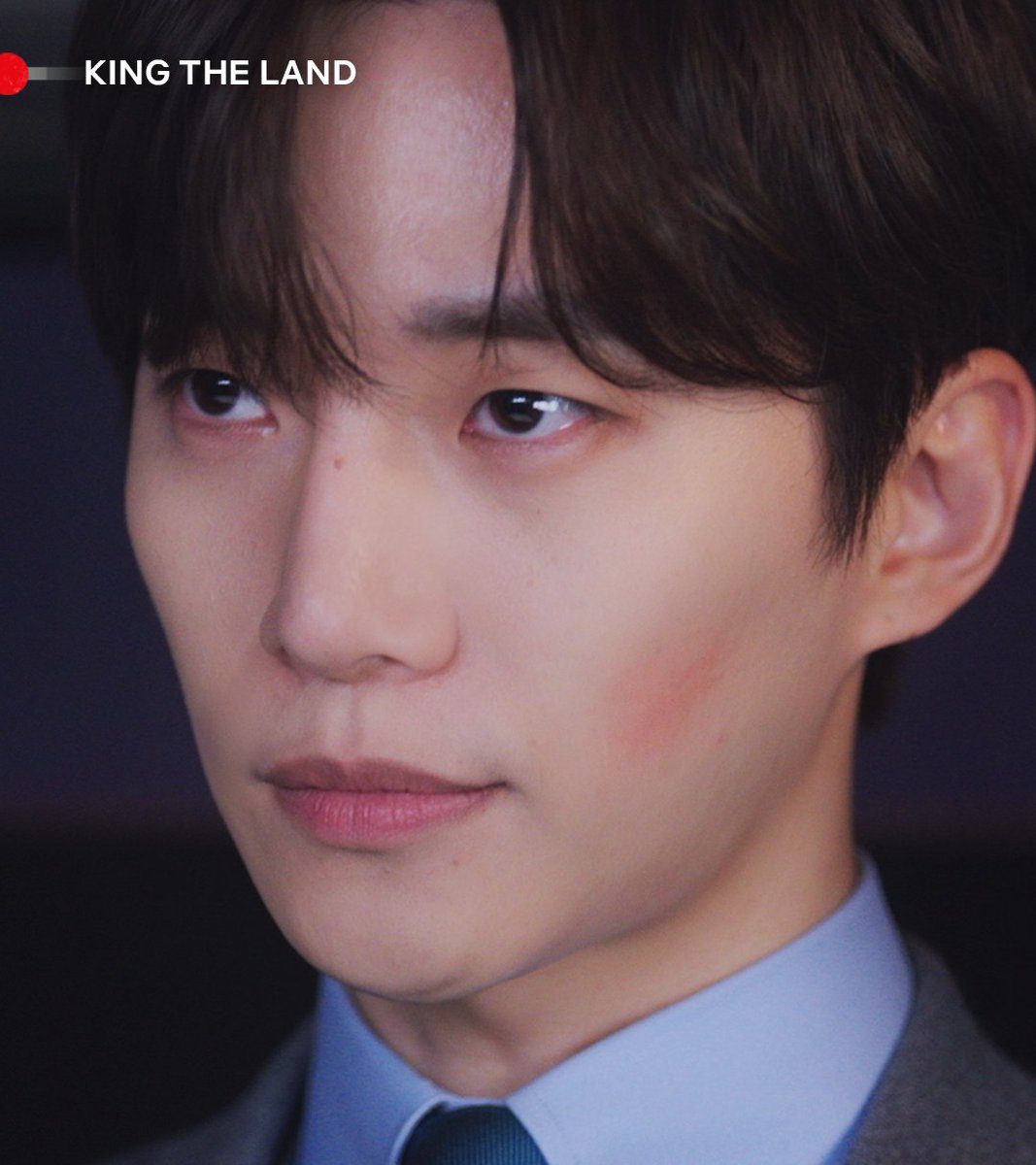 Netflix_PH's tweet photo. The Art 💋                             The Artist

#KingTheLand https://t.co/mStgX5teUo