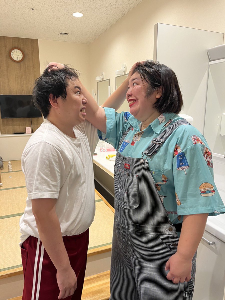 霜降りバラエティXで熊プロとマジのどつき合いしました。ぜったい観てください
2週連続せいやVS熊本プロレス
#霜降りバラエティX