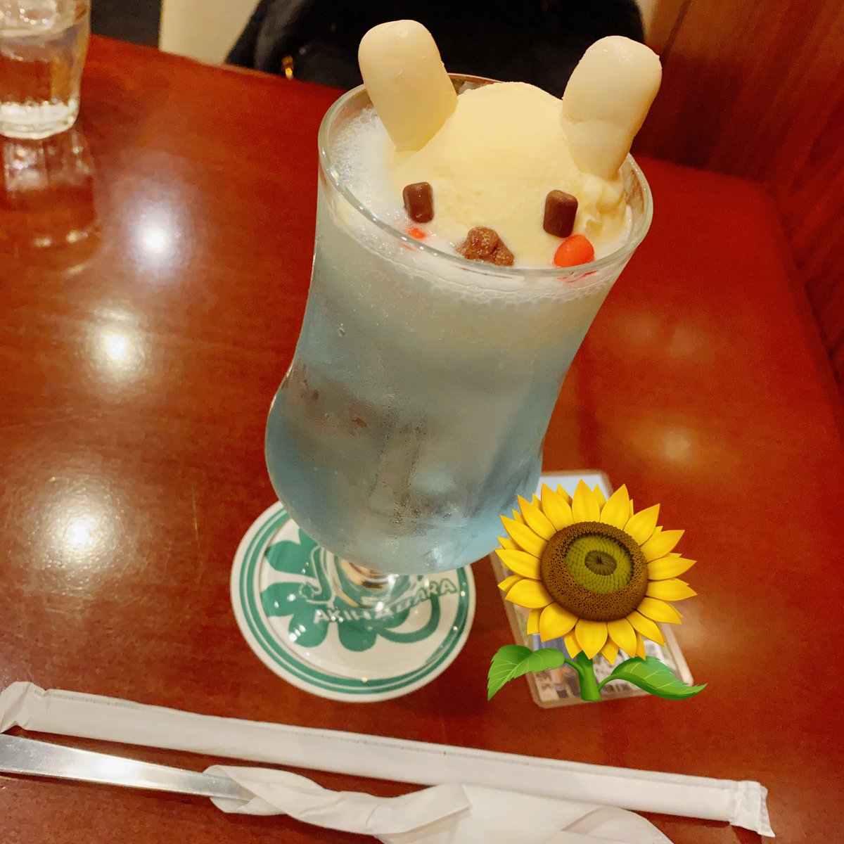 sakiton69's tweet photo. カムイの中休みにJAMに来ました🍀19周年来られなかったので🥺ひーちゃんのドリンクいただきます🥰ラミカはとても可愛いので実物見てください😘 #JAMったー #JAM19th https://t.co/IZAWi4ZDED