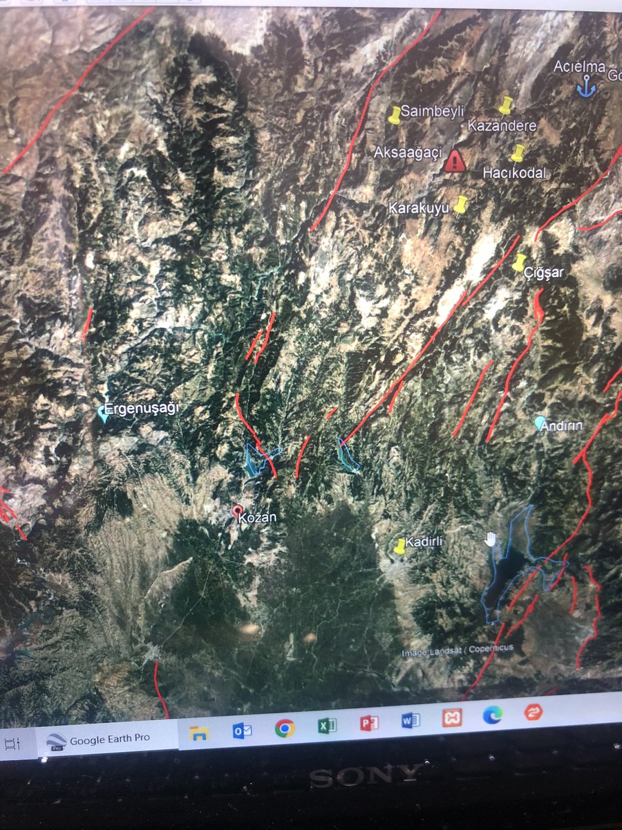 Adana Kozan’da 5,5 deprem. Saimbeyli ve Savrun Faylarının yakınlaşma bölgesinde, muhtemelen Savrun zonunda. 6 Şubat depremlerinden sonra bölgede fay kuşakları üzerindeki stres alanlarında değişim var, sevgiyle