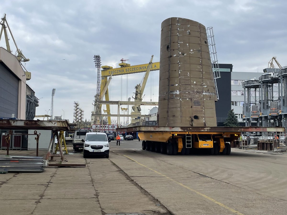 PolskaMorska's tweet image. Stocznia Szczecińska &quot;#Wulkan&quot; rozpoczęła ramową współpracę z firmą #MEYERWERFT w zakresie budowy statków i konstrukcji stalowych.

polska-morska.pl/2023/07/24/sto…